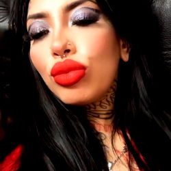 Just hot vids🍒💦, from: In your heart baby