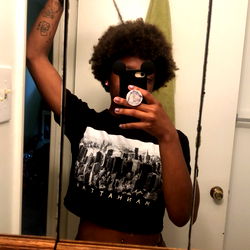 An Instagram Post Featuring a Model from USA