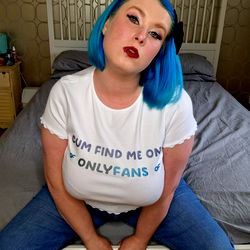 Alice Mayflower, OnlyFans Model with Blue Hair