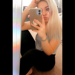 Jam - OnlyFans Model