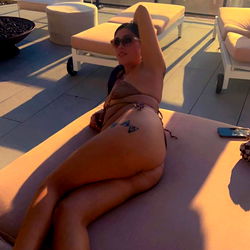 Sweetheat88 on a Rooftop