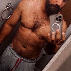 Niko - OnlyFans Model, Fitness Enthusiast