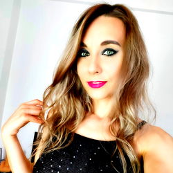 Naughty Adeline FREE | OnlyFans Model