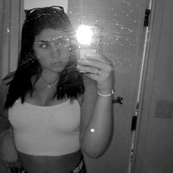 Fashionable Model Amber Avery