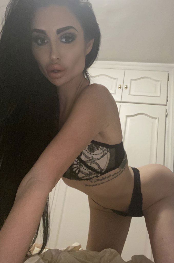 Alanta Rose &amp; Friends photo