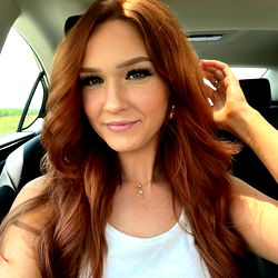 Sasha Rae - OnlyFans Model Portrait