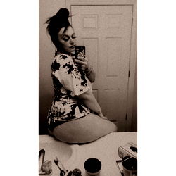 OnlyFans Model Princxss Love Captured in a Playful Moment