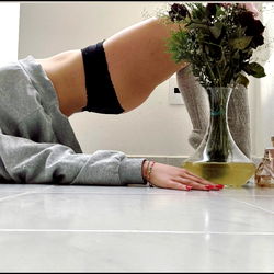 Aestheticgirlyy photo