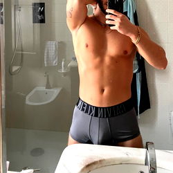 RauwEnergy - Fitness Model, Personal Trainer