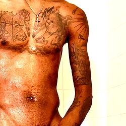 Tayy Schlong ๐คด๐พ๐ photo