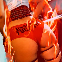 Sensational OnlyFans Model: 💋 Money &amp; Bunnie💰