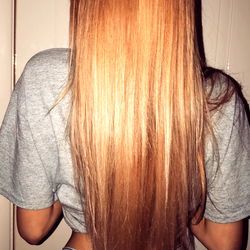 Annabella: London's Blonde Beauty