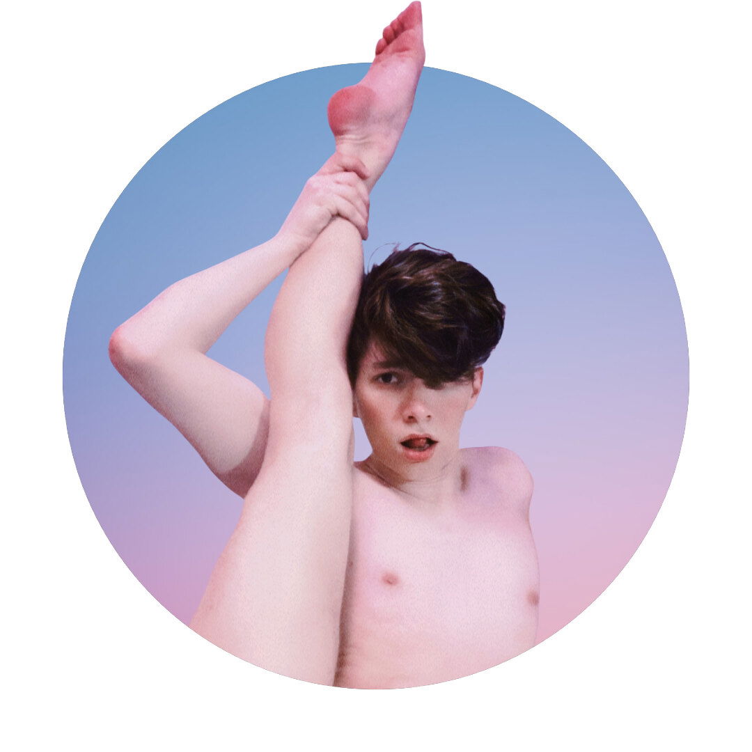 Flexible Twink Boy 🥵 photo