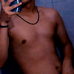 Alan Ponce: OnlyFans Model | Age 27