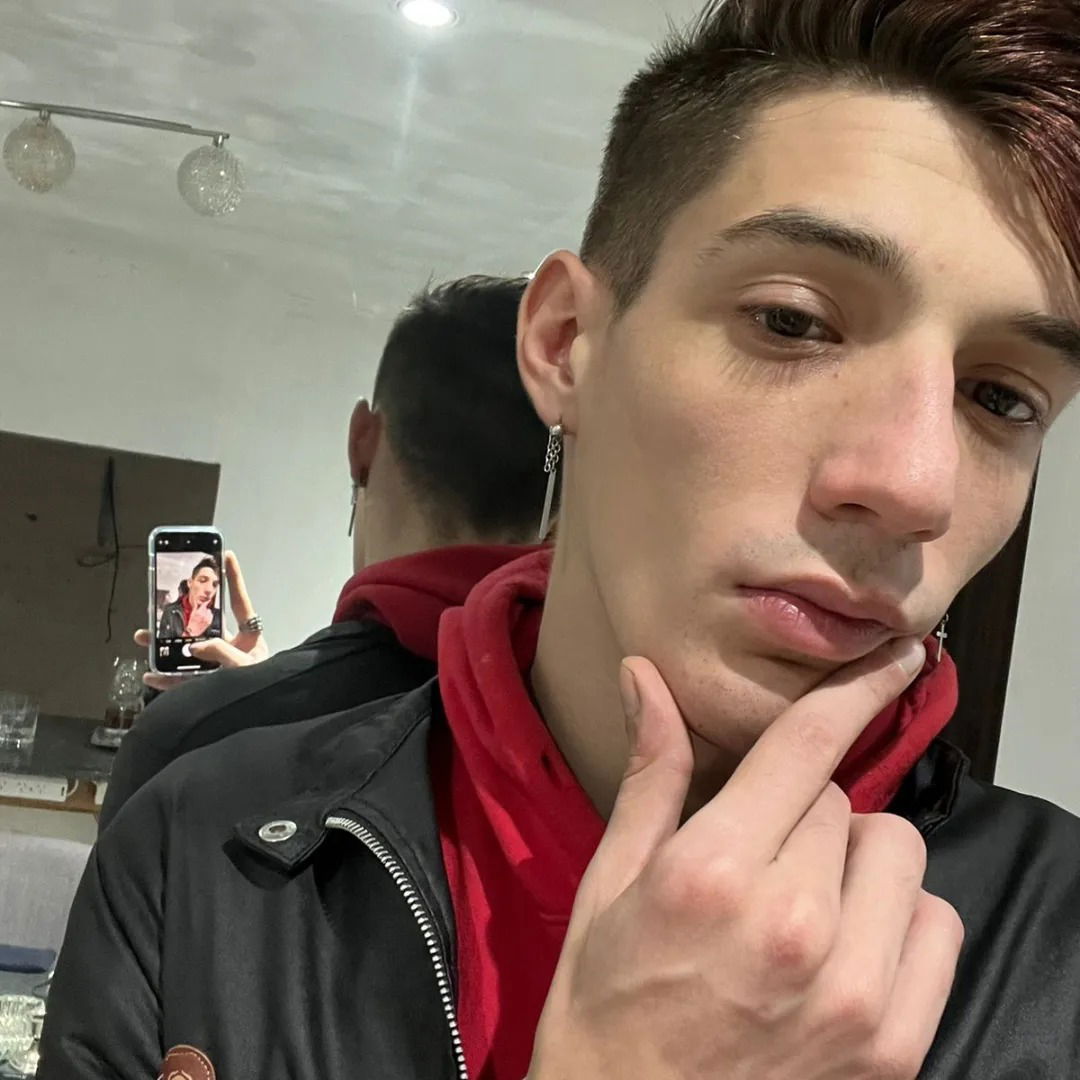 Facutwink 🌟🔝🏳️‍🌈 photo