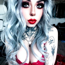 Stylish OnlyFans Model Anastasia Pierce, Age 34