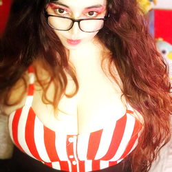 Onlyfans Model Andy Kitsune from Mexico