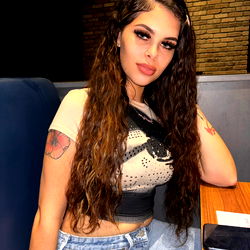 Stylish and Confident Kay on OnlyFans