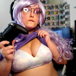 OnlyFans Model 'Cuteness_Monster1717' in Gaming Cosplay