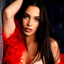 Renée: Glamourous Model, OnlyFans