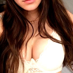 Amber, OnlyFans model, at the moment in Spain