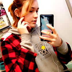 A Chic and Cool Selfie