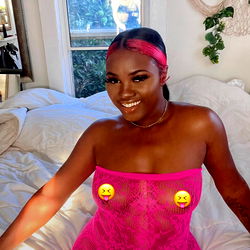 Brittney, Your Internet Girlfriend from Los Angeles