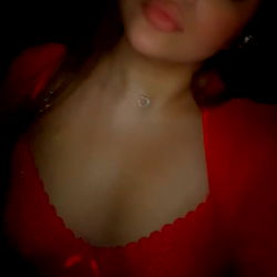 Famous Onlyfans Model Krichh