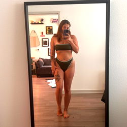 Model Haylee in New York