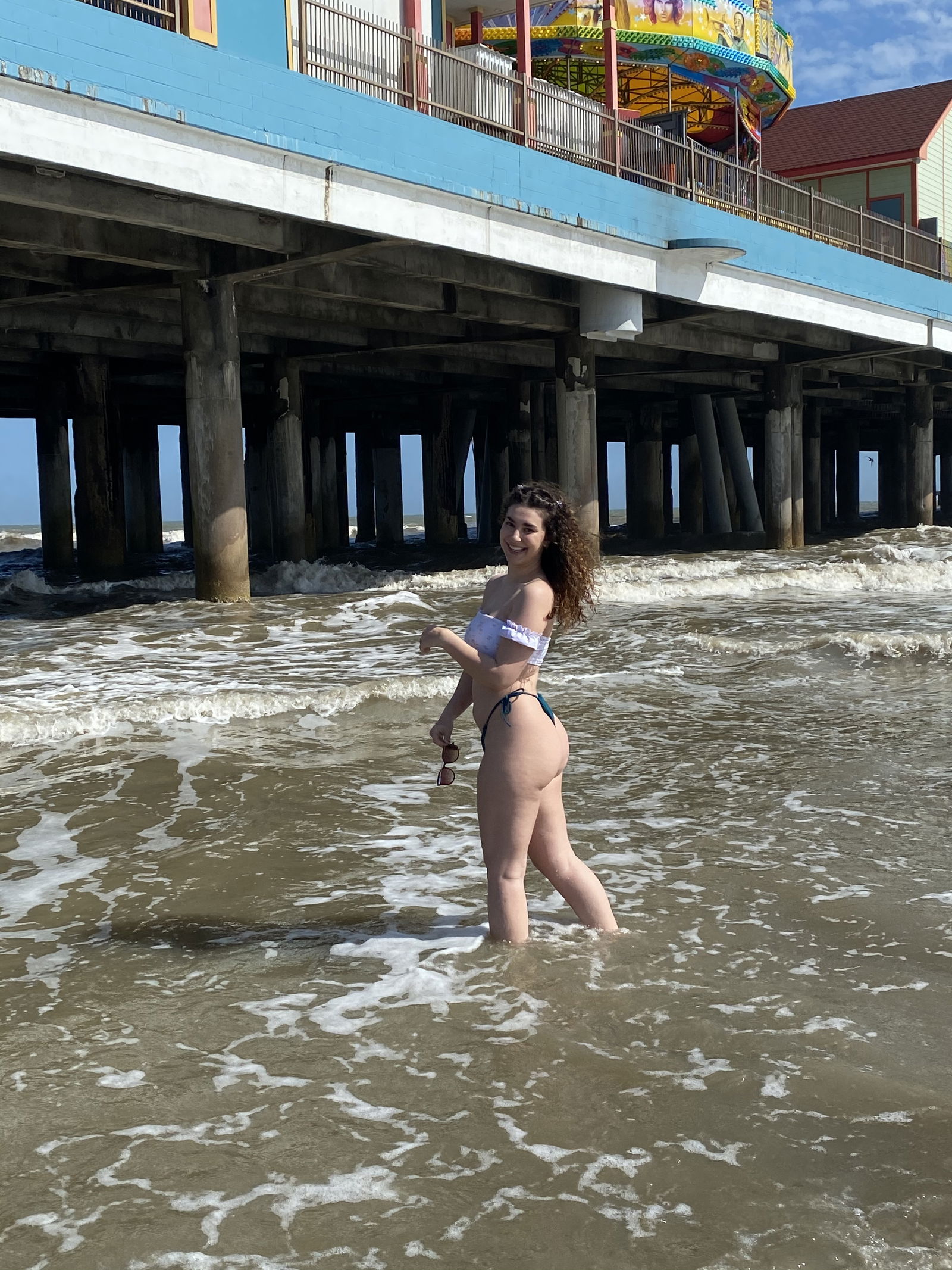 Ashley De Silva photo