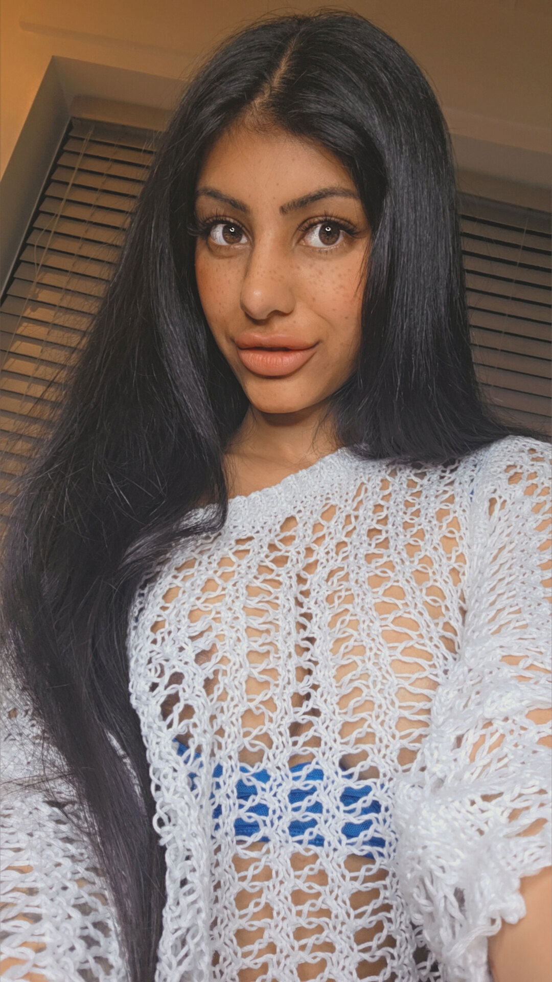 𝐋𝐎𝐋𝐀 𝐑𝐎𝐒𝐄, 𝘶𝘳 𝘱𝘦𝘵𝘪𝘵𝘦 𝘨𝘧 💕 photo