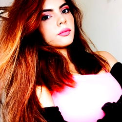 Anny Conor - OnlyFans Model