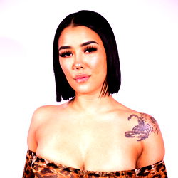 Sophisticated and Stylish OnlyFans Model Alex Tigre