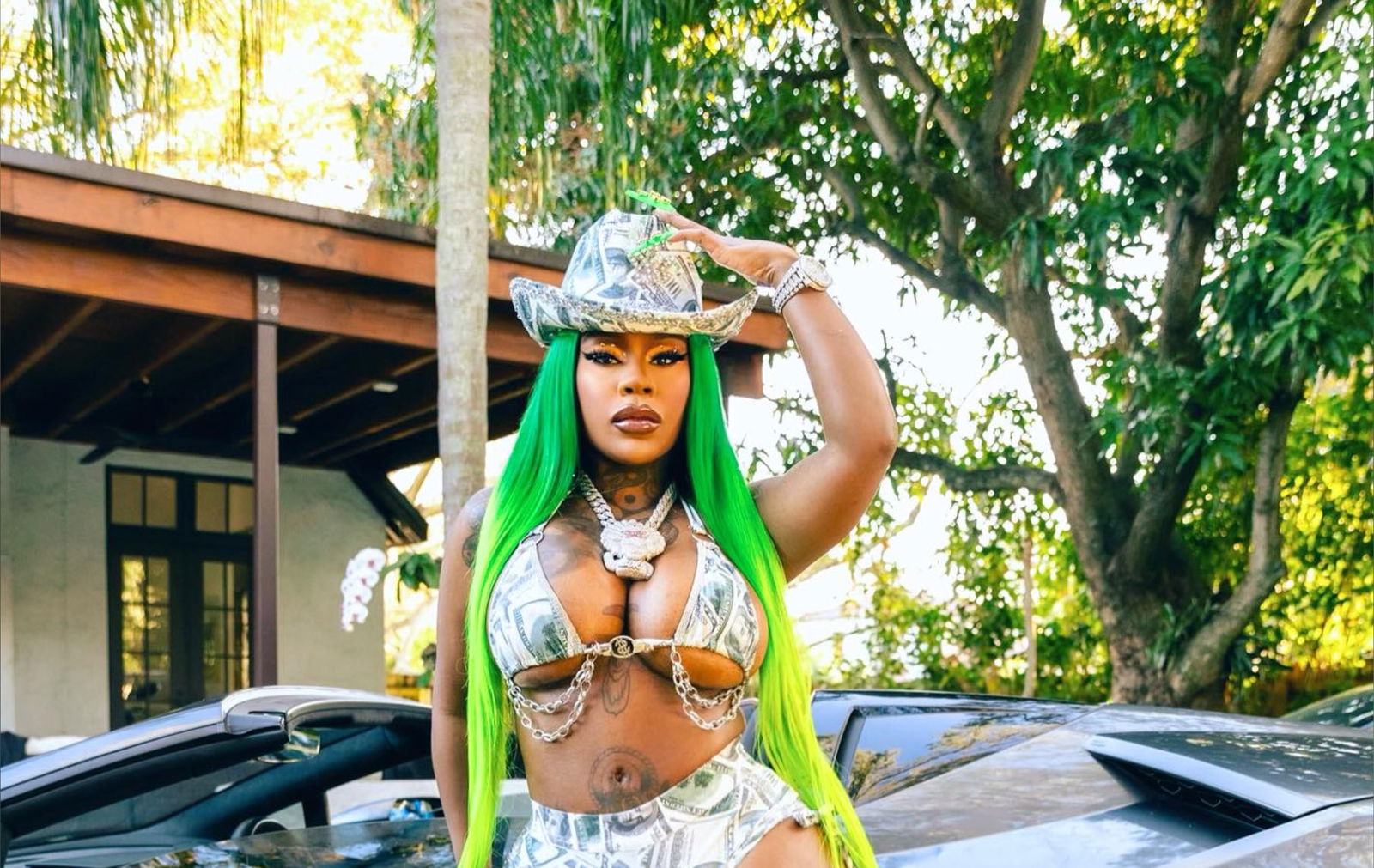 Suki with dat good coochie 💦💗 photo