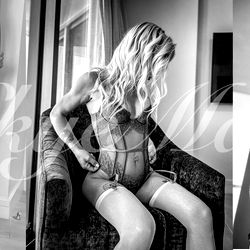 Skye Marie ๐ฅฅ๐ photo