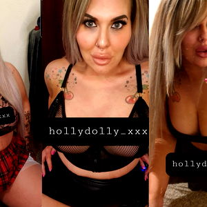 NSFW sexy british curvy blonde photo