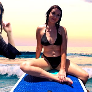 Lola โฅ๏ธ Naughty Aussie Hot Wife photo