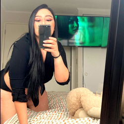 OnlyFans Model Bad Gaby in Bikini