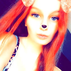 Jaelyn's Playful Portrait