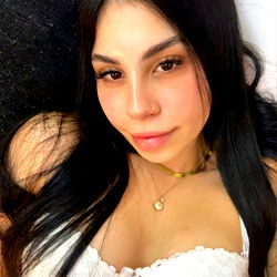 Hazel: Beautiful OnlyFans Model in a Lingerie