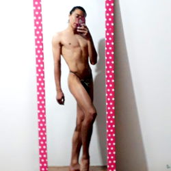 Onlyfans Model Arón: Unique Photoshoot