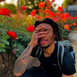 A Strong and Relatable Model Photo