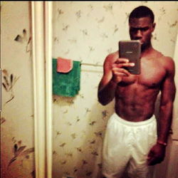 Onlyfans Model BIG ZIPP in Shirtless State