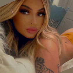 โค๏ธโ๐ฅ Liv โค๏ธโ๐ฅ photo