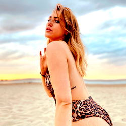 Onlyfans Model: Adygalian, Beachfront Pose