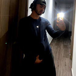 Arvy Saenz, Colombian Fitness Model