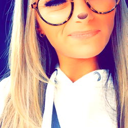 Kayybabyy: OnlyFans Model Sharing Her Day