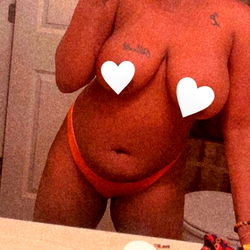 TasiaaaR's OnlyFans: A Peek at a Trendy Model's Life