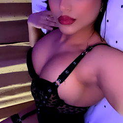 A Striking OnlyFans Model in Black Lace Gown, Sweet_Lisa18