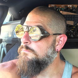 Onlyfans Model Mike from Houston